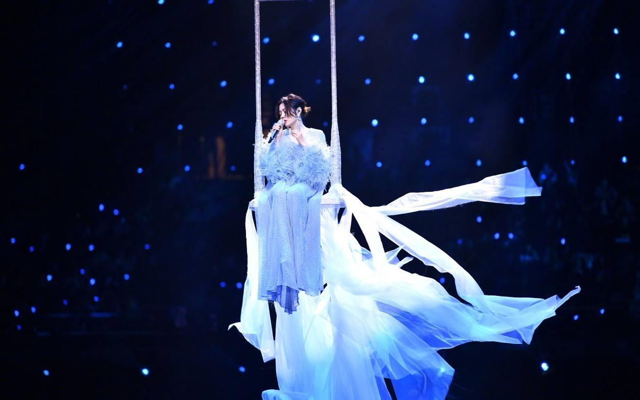 张靓颖为爱痴狂,张靓颖这首歌引起多少人共鸣