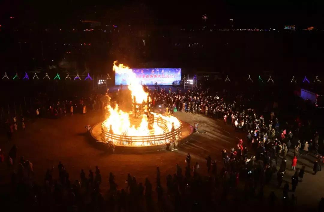 蒙古族小年祭火仪式,蒙古族祭火仪式一般几点开始