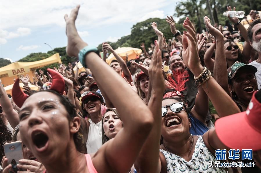 巴西圣保罗狂欢桑巴舞,巴西圣保罗街头跳舞