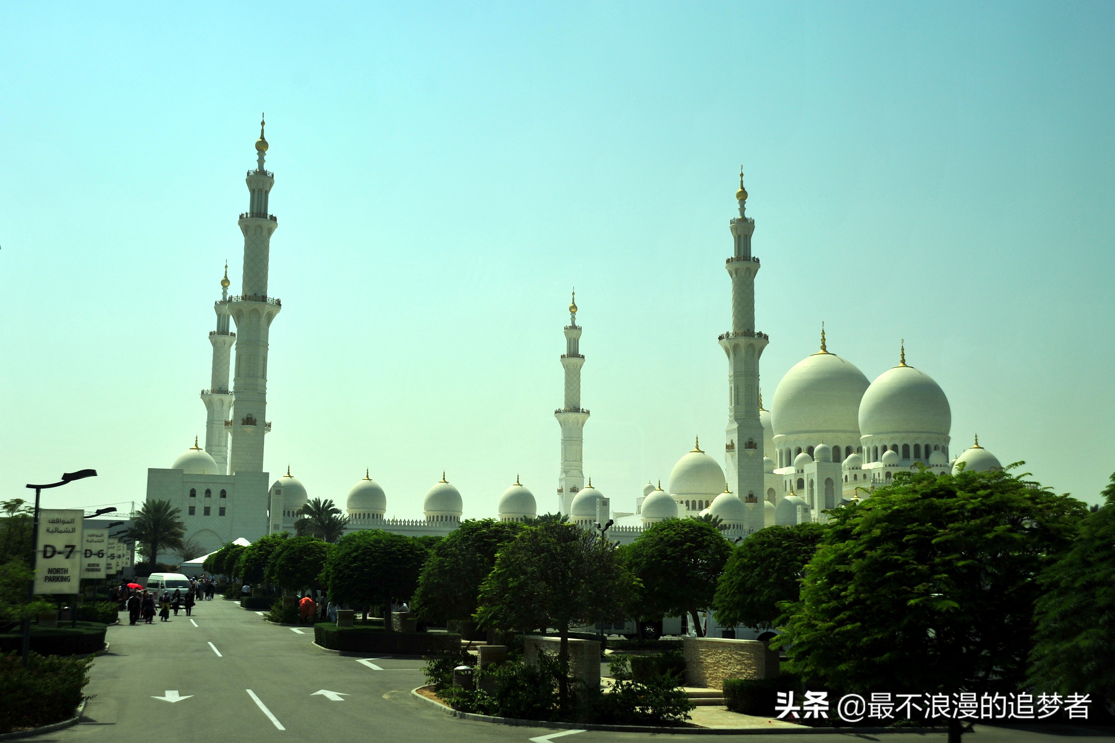 阿联酋谢赫扎耶德清真寺旅游,迪拜谢赫扎耶德路旅游