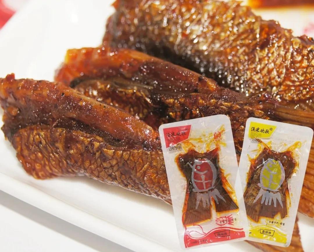 小龙虾味螺蛳粉,小龙虾味无骨鸡爪