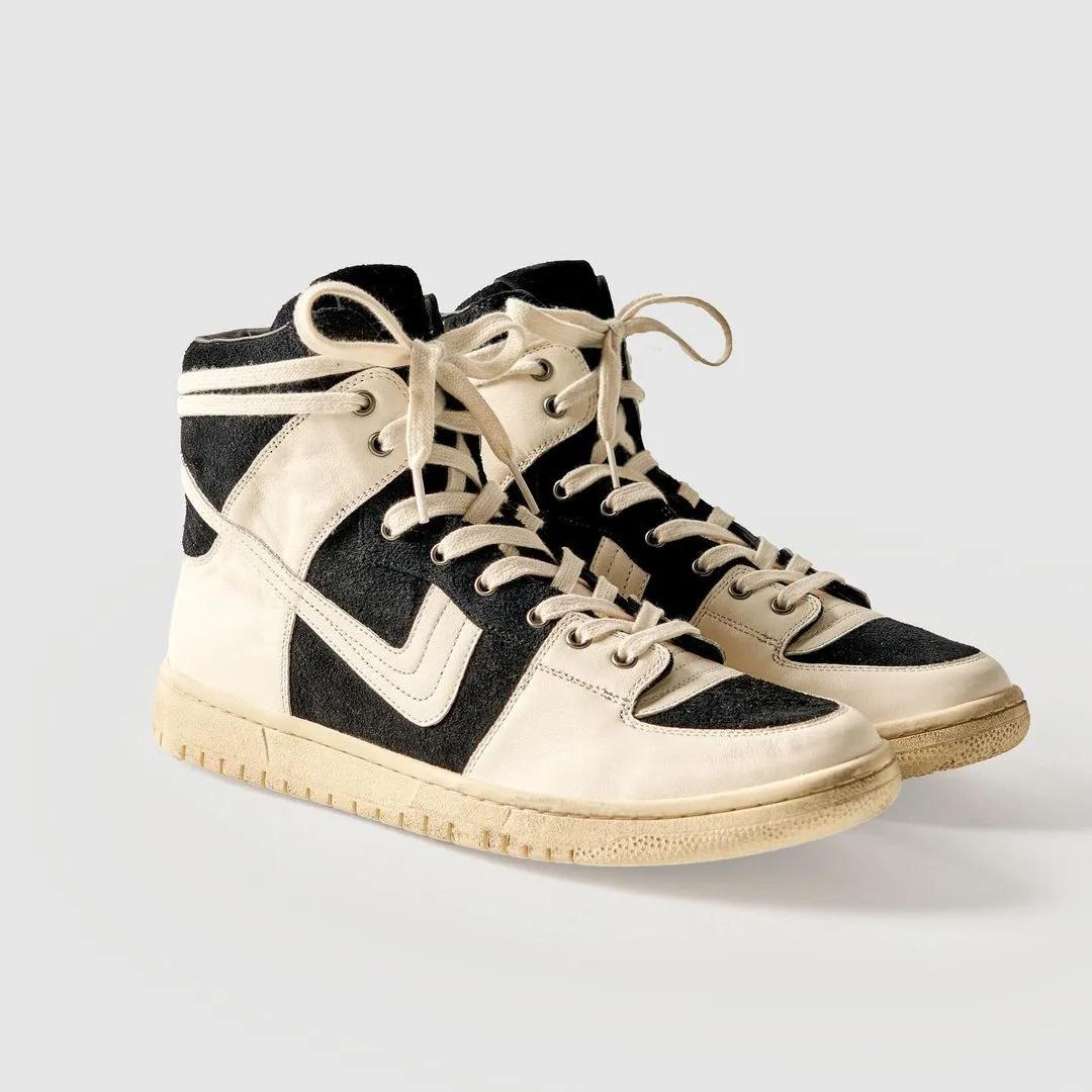 一双假的aj1影子灰多少钱,一双假耐克成本多少钱