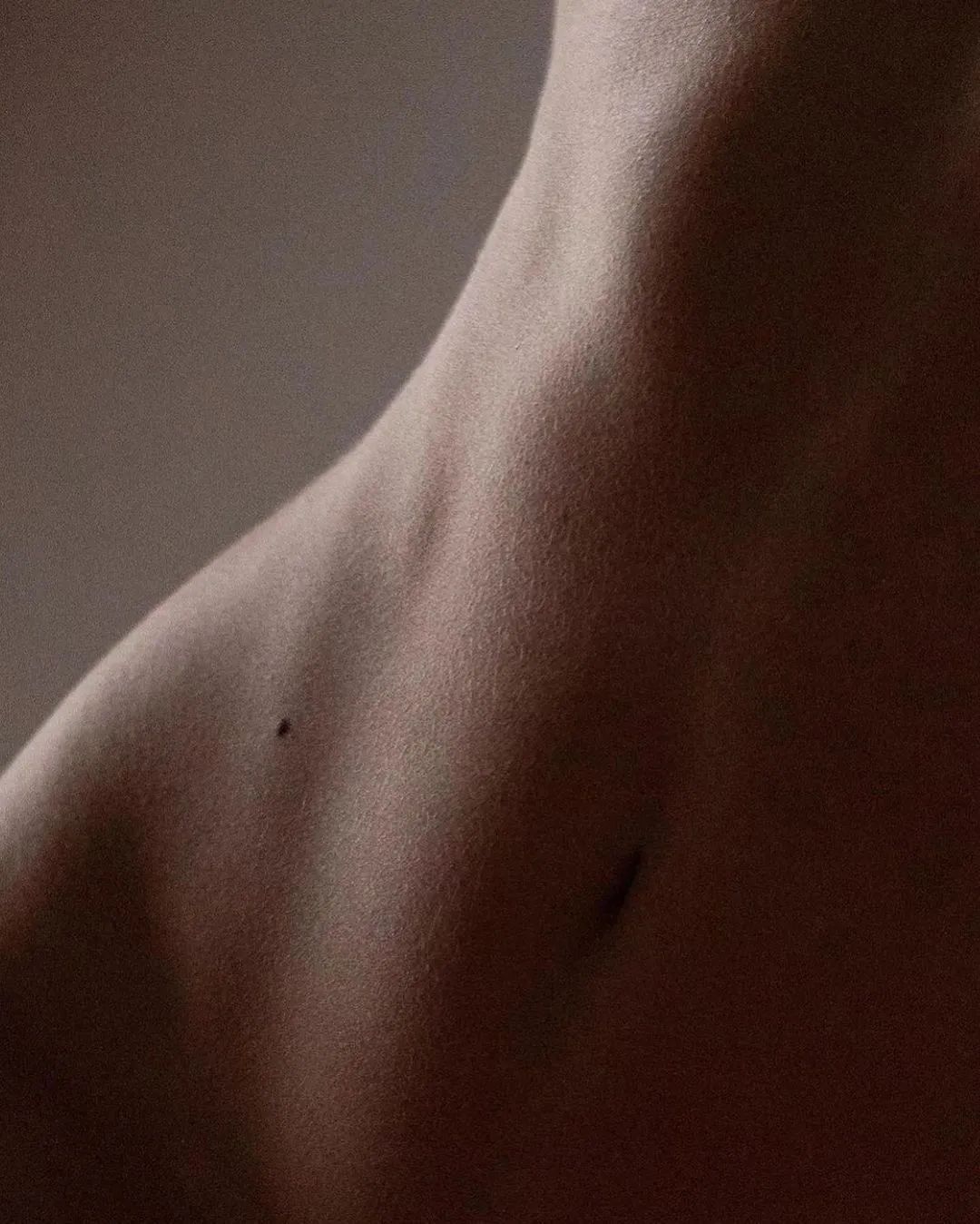 这些情而不色的「局部特写」，也太高级了吧