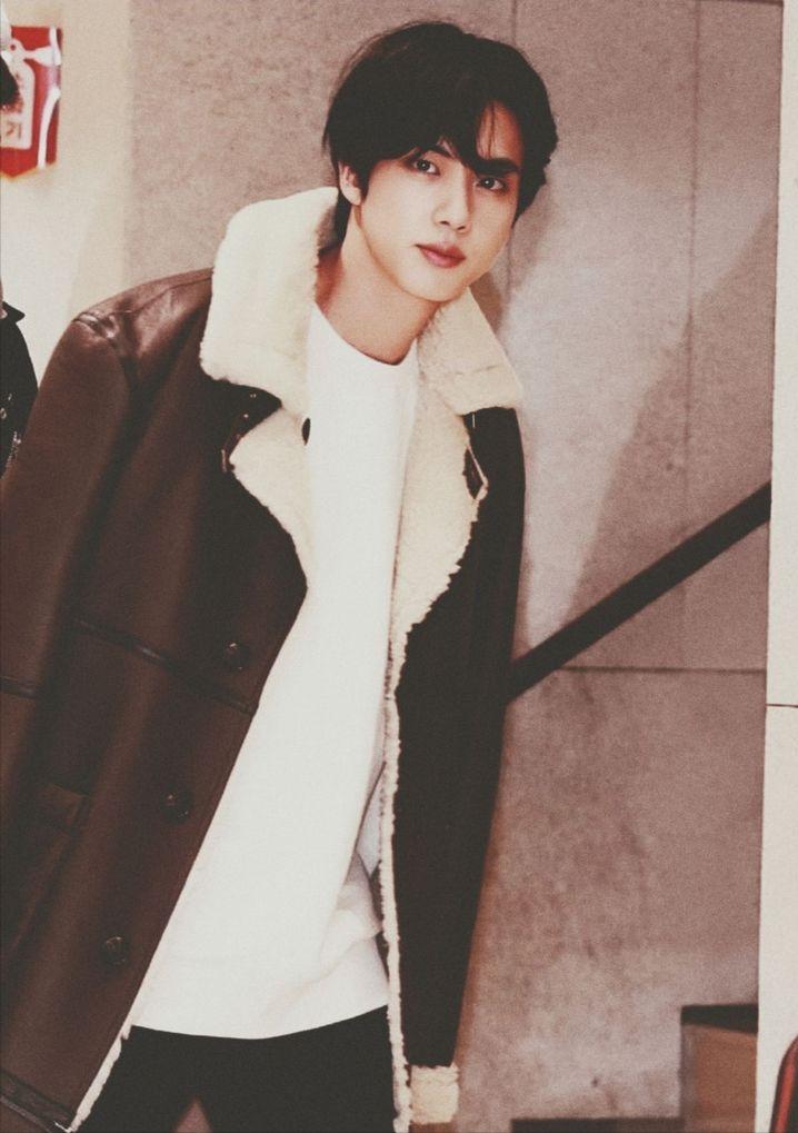 含着金钥匙出生韩国明星,盘点南韩逆天改命的爱豆