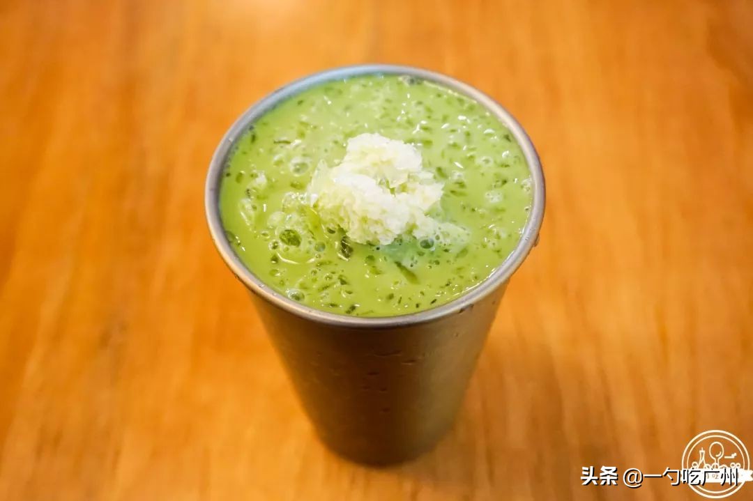 神经病啊！在泰国卖100的绿奶茶这只卖18？真相竟是老板有租收..