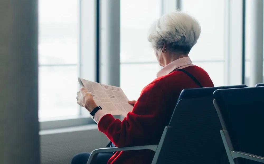 6个坏习惯加速头发变白!每天只需5分钟,提神醒脑防“白头”,脱发都变少了