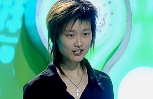 李宇春的成名经历,李宇春的辛酸历程