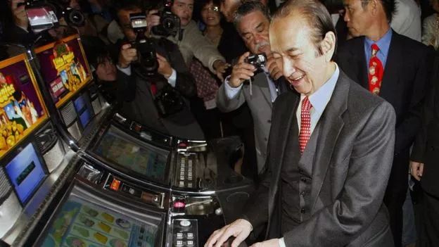 赌王去澳门了吗,赌王去世为什么大房没有分到家产