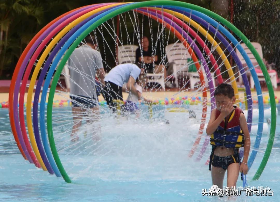 弥勒湖泉水乐园,弥勒水上乐园温泉