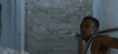 推荐两部生猛的办公室大逃杀电影,最火爆的大逃杀电影