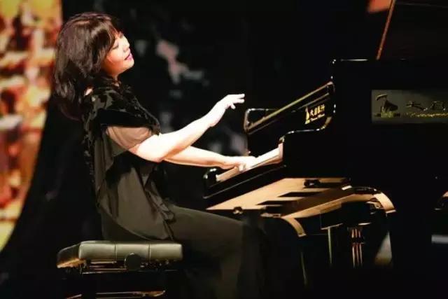 一位钢琴老师的历程,钢琴教学入门零基础学琴