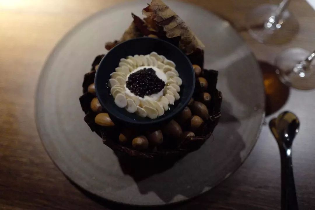 世界第一餐厅NOMA:“有什么吃什么”的能耐和“改变世界”的勇气