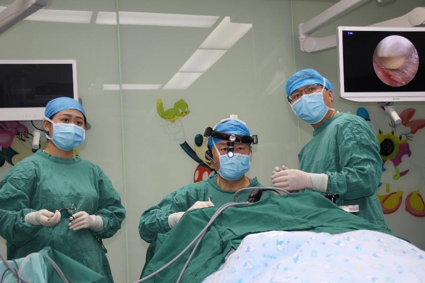 “因为疫情才知道深圳有这么厉害的医生!”爱跑香港看病的广东大叔服了