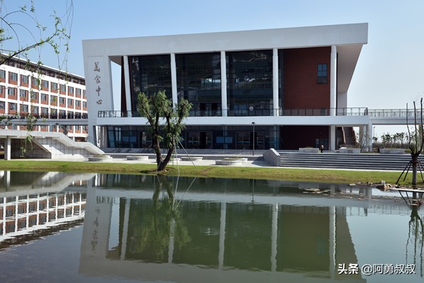 江苏省昆山中学官网,昆山文峰高级中学怎么样