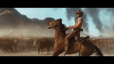 骑马送信的邮递员,邮递员骑马送信的视频