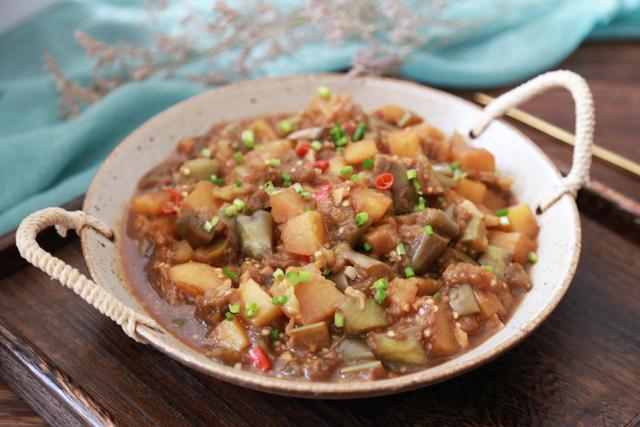 口臭吃什么维生素效果最好女性,碱性食物去口臭