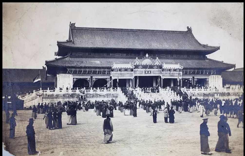 紫禁城所有大门的门钉数量,紫禁城的门有多少钉子