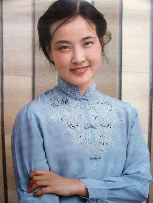 刘晓庆出狱后视频,刘晓庆朱时茂最近照片