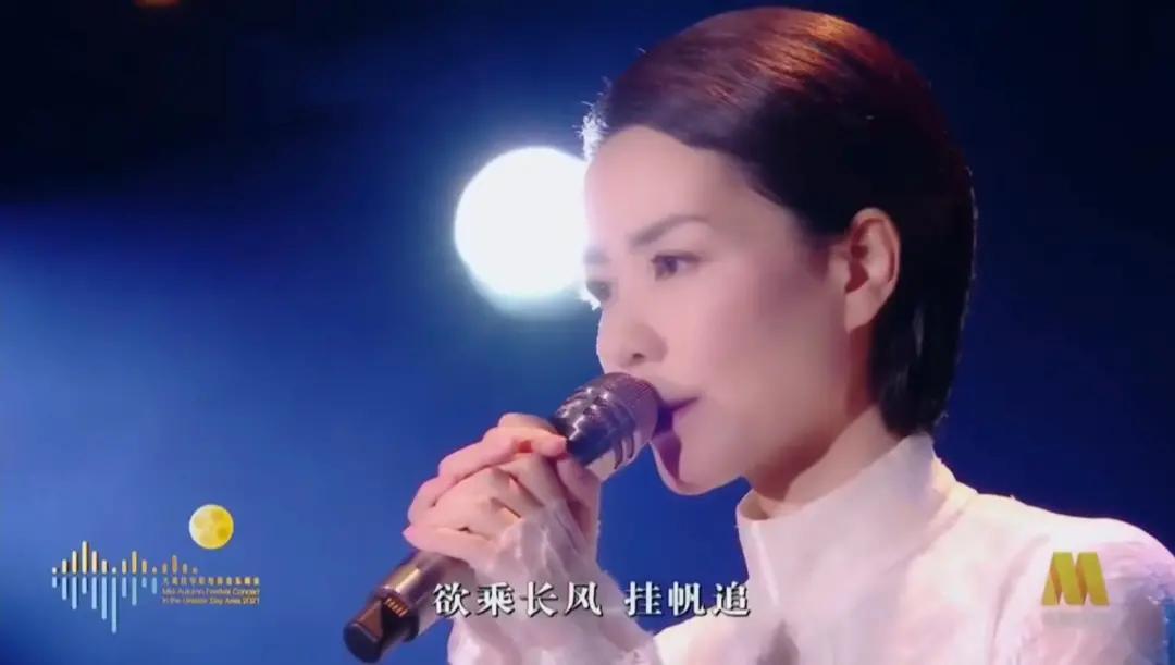 王菲节日,王菲是很多人心目中的天后