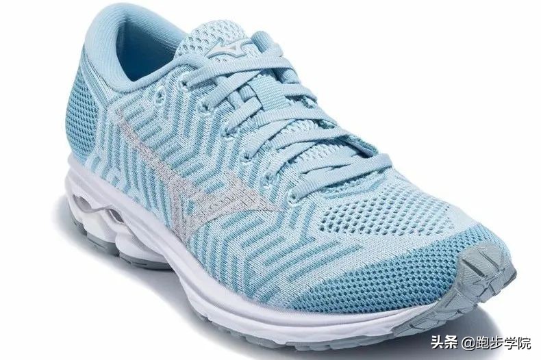 经常跑半马买什么跑鞋好,跑马新手推荐跑鞋