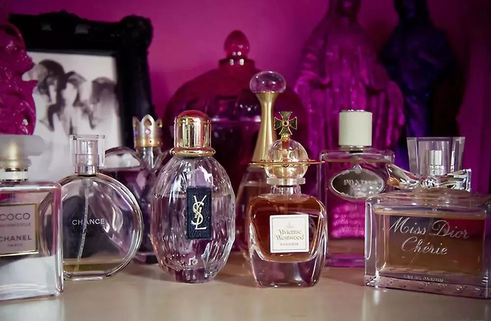 少女体香是什么意思,因为体香被搭讪