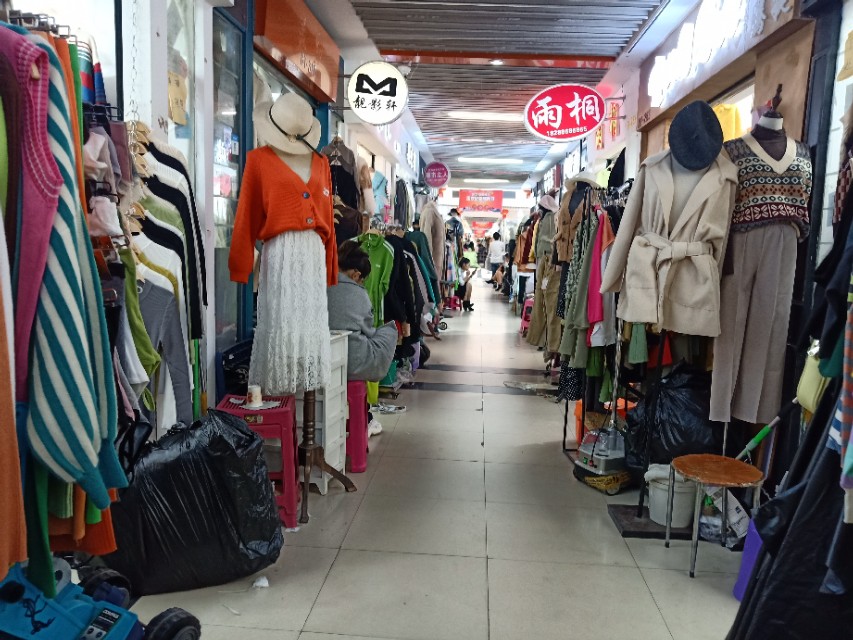 昆明螺蛳湾批发市场分布图,昆明螺蛳湾中药材批发市场