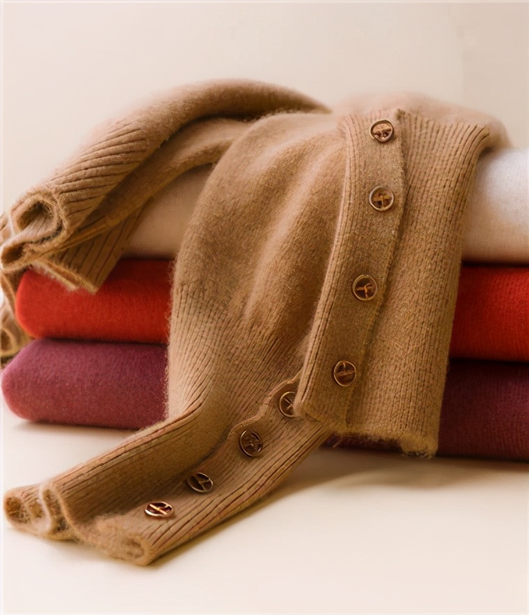 燕麦色针织打底衫,火龙果色针织打底衫