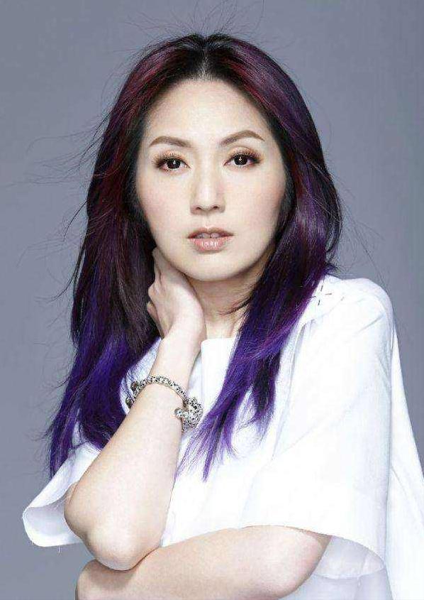 不是天后胜过天后的杨千嬅，歌曲传唱度比其她任何天后都广