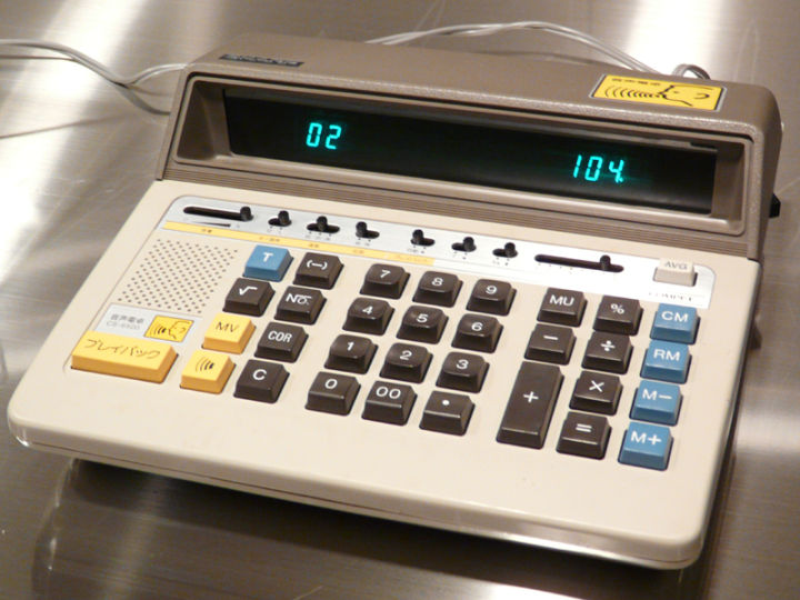 夏普不做LCD也牛？鬼才设计师玩着上班？网友：LCD永不为奴