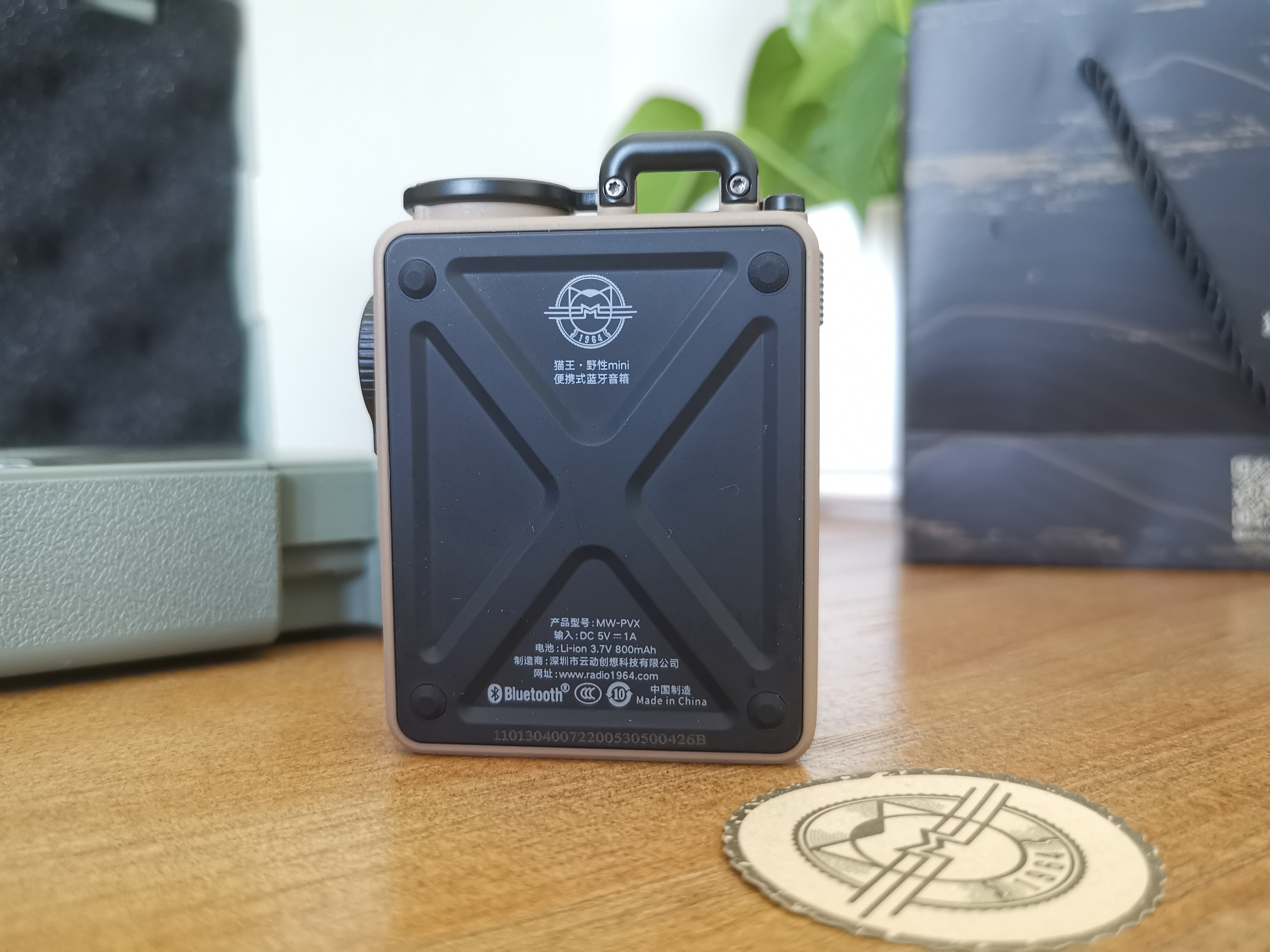 猫王收音机限量版,猫王新推出野性mini便携音箱