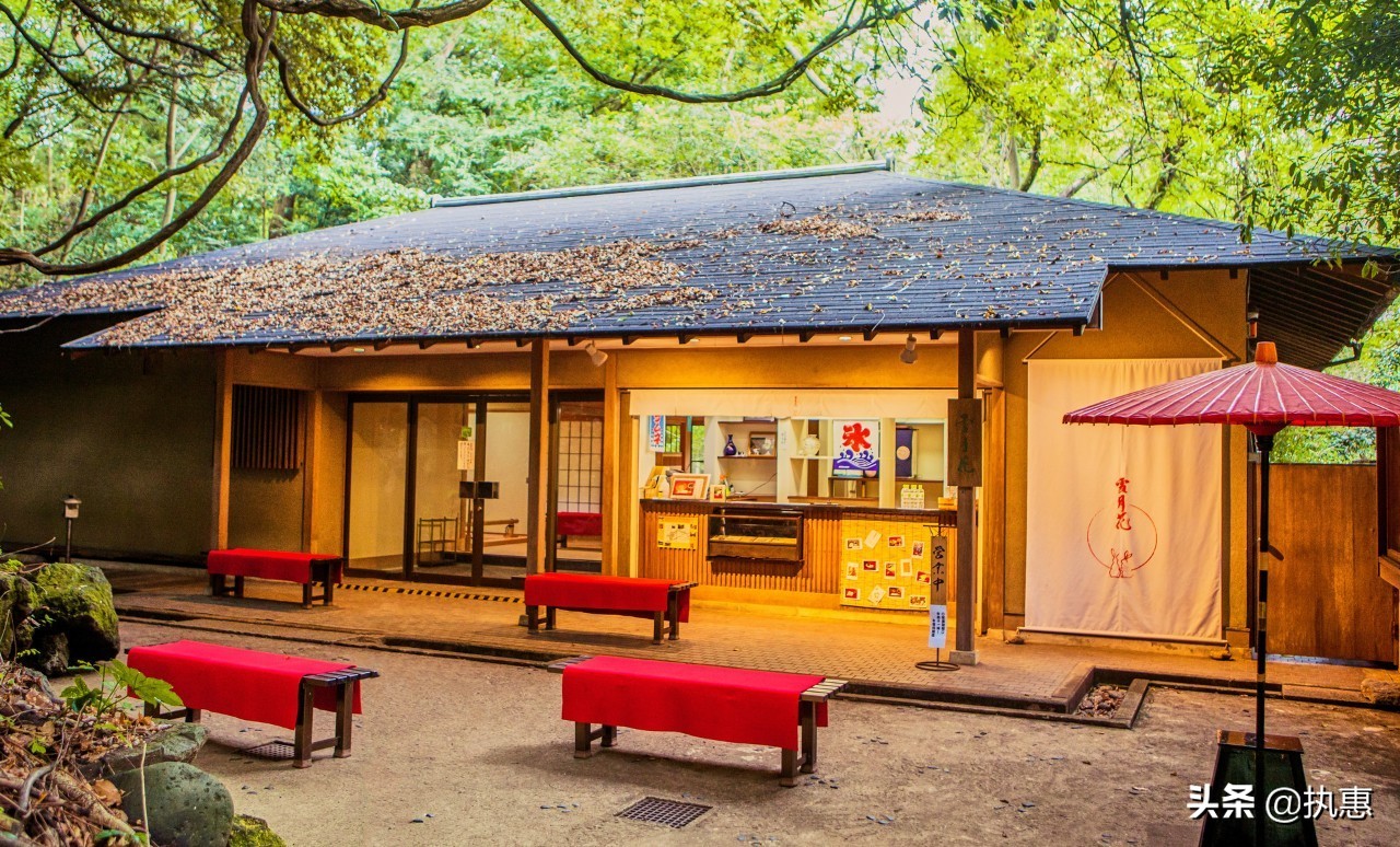 3.7亿用户的文旅大生意!二次元人群的消费自白:我们在买什么?