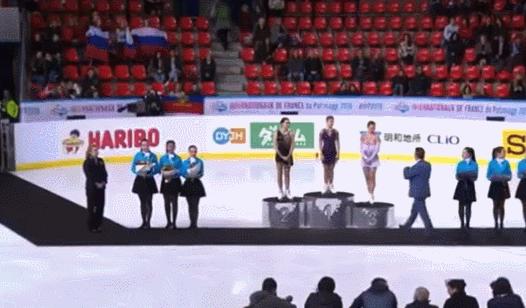 中学生体育失误搞笑集锦,搞笑视频体育精彩瞬间