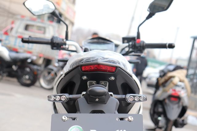 贝纳利小迅龙150s自己保养,贝纳利小迅龙150s适合180的人骑吗