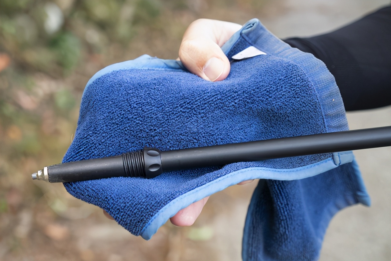 单支登山杖使用方法徒步技巧,户外登山初学者登山杖怎样选