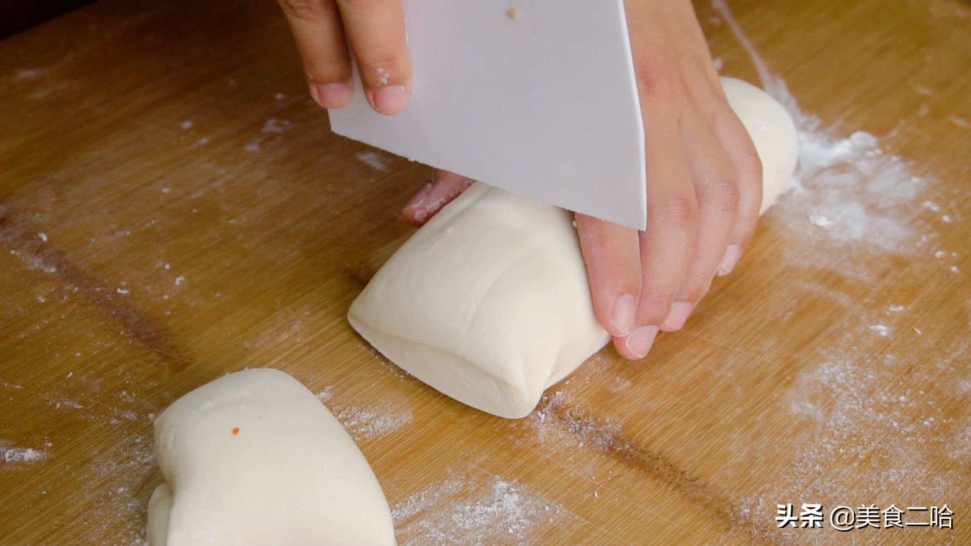 鸡蛋灌饼如何正确制作,早餐鸡蛋灌饼零失败的做法