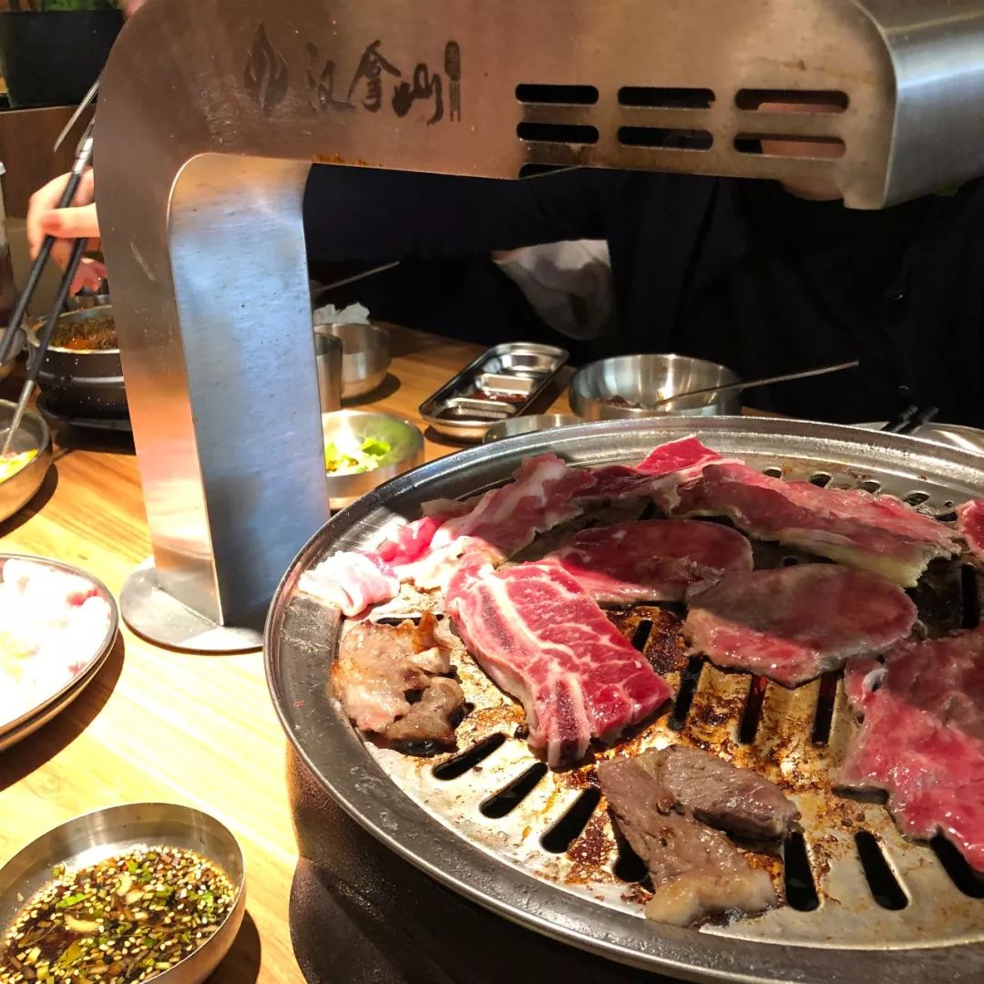 海口万象城呷哺呷哺,喜茶呷哺呷哺