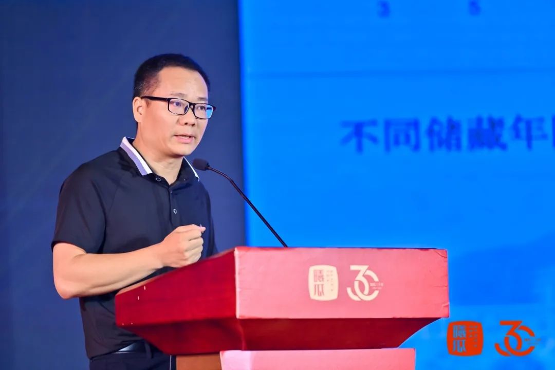 三十年风云激荡,三十年栉风沐雨三十年春华秋实