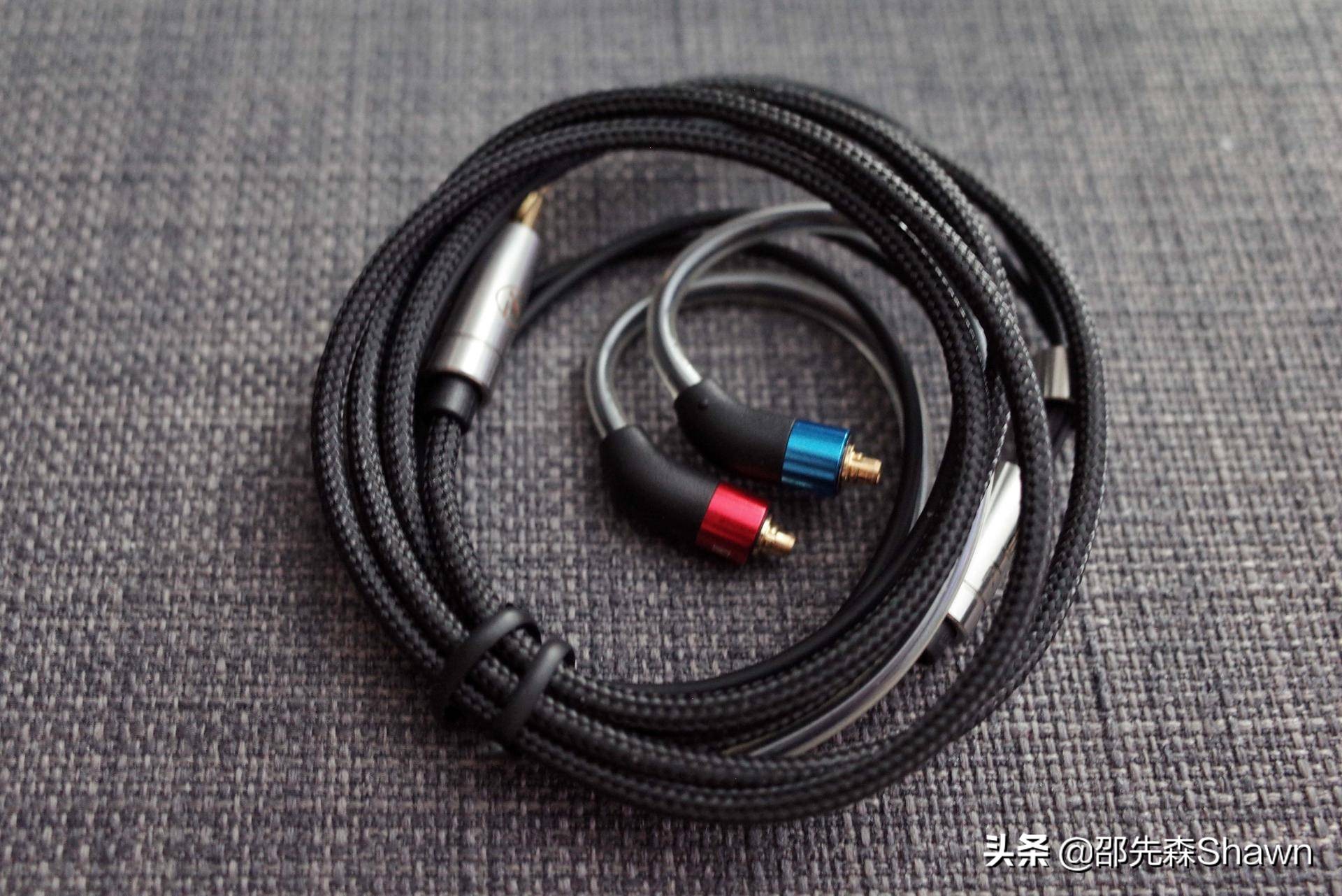 小众品牌，完美音腺--七赫兹i77Pro入耳式耳机体验