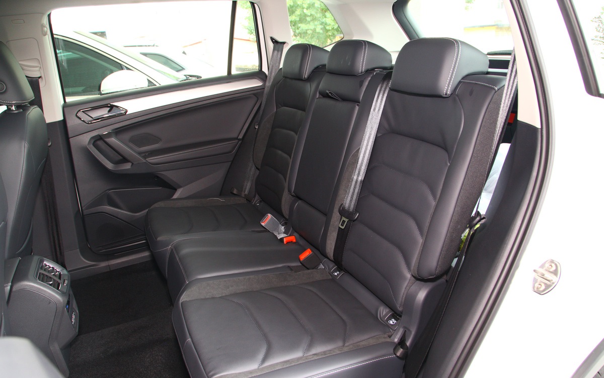 从21.88万跌至16.48万，途观L成降价王，果断放弃奇骏CR-V