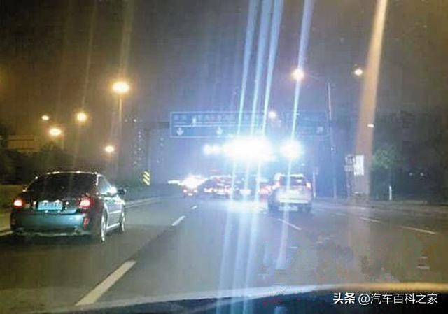 电子眼闪了一下是什么原因,电子眼闪了一下就被拍了吗