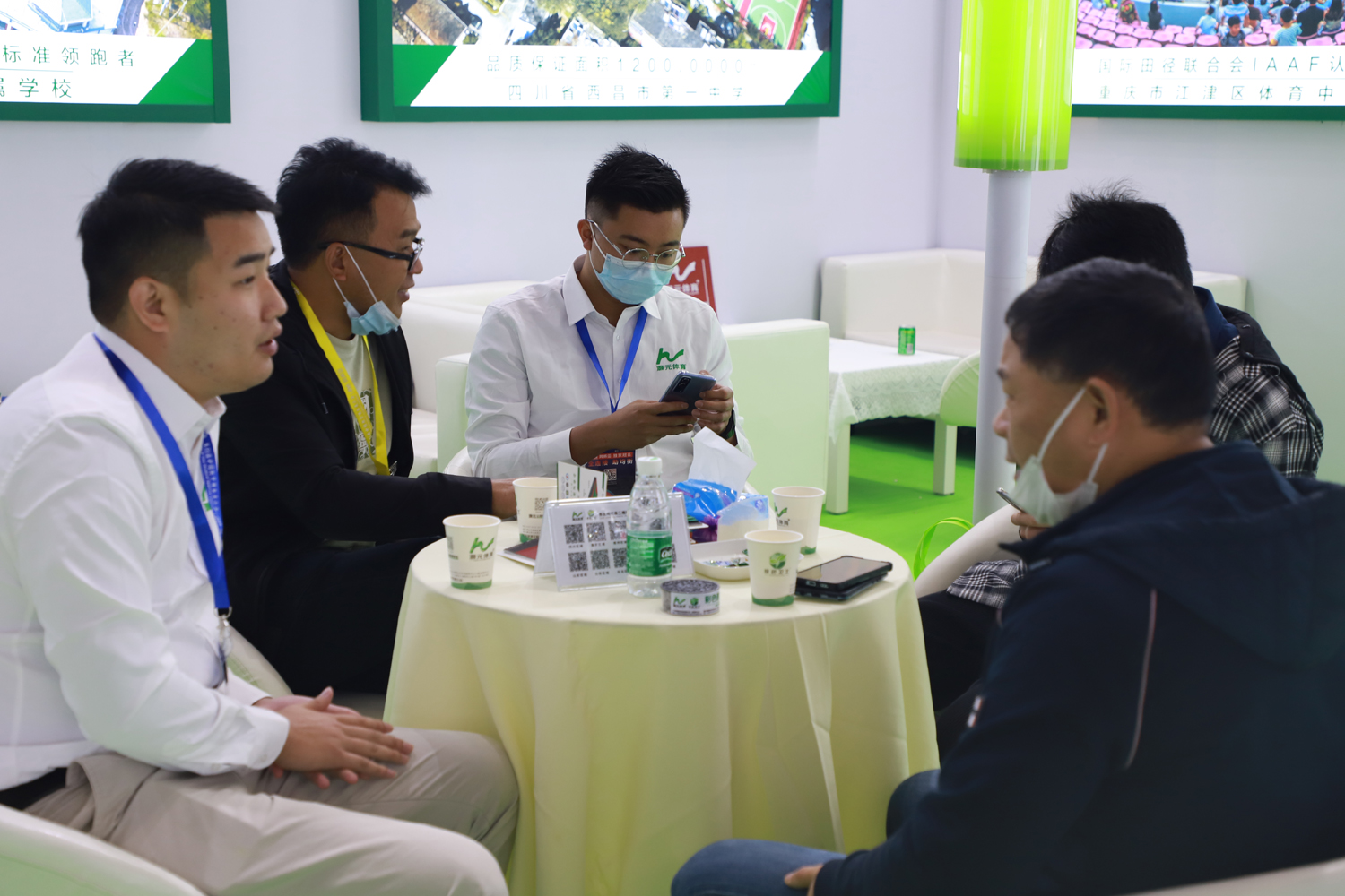 鐏忓厓浣撹偛閲屾按,鐏忓厓浣撹偛