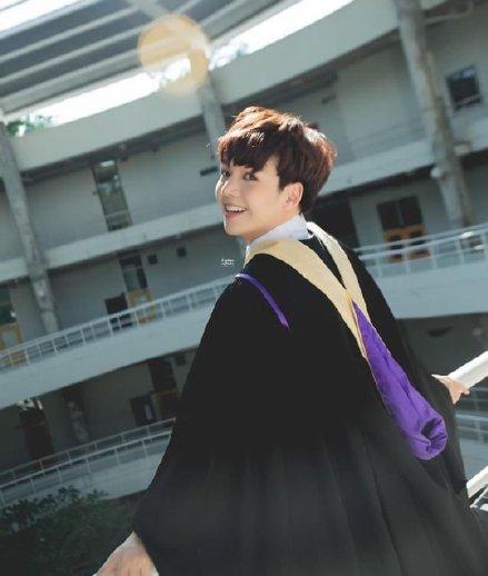 盘点他泰小可爱们的学士照：各个学霸努力又优秀