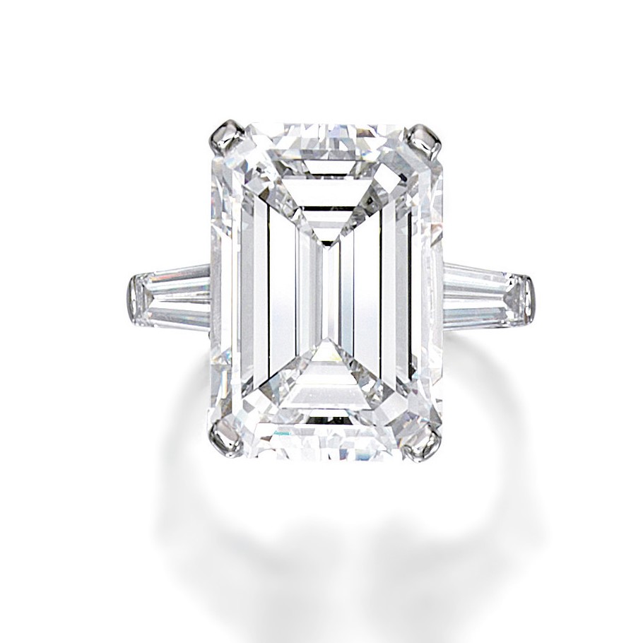 皇冠款钻戒杨颖,杨颖的皇冠钻戒多少钱