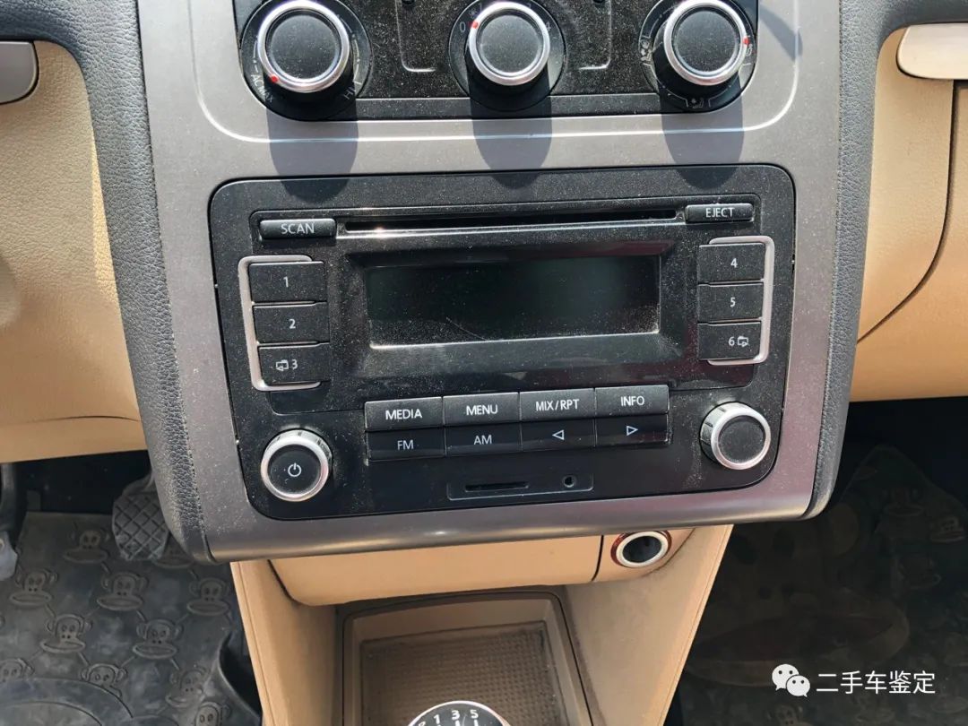 大众途安安全简配,途安2011事故车