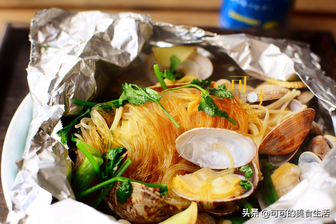 天冷了来一锅暖心又暖胃的花甲粉,这么冷的天来碗热乎乎的花甲粉