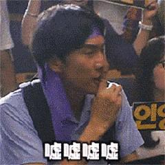 杨幂欧阳娜娜全部视频,欧阳娜娜lisa衣服