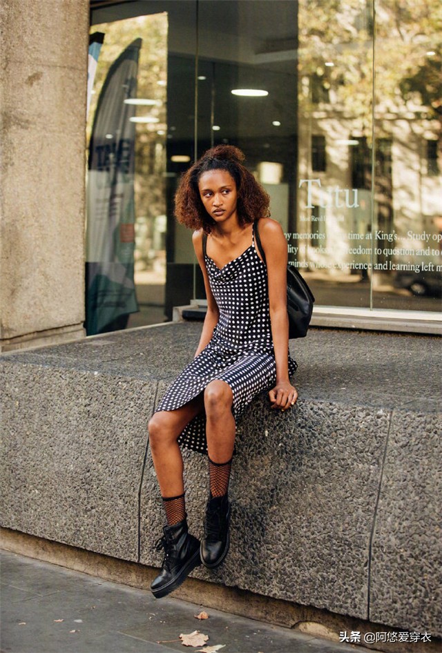 细跟高跟鞋穿出极致女人味圆头鞋,既舒服又好看好配裙子的鞋