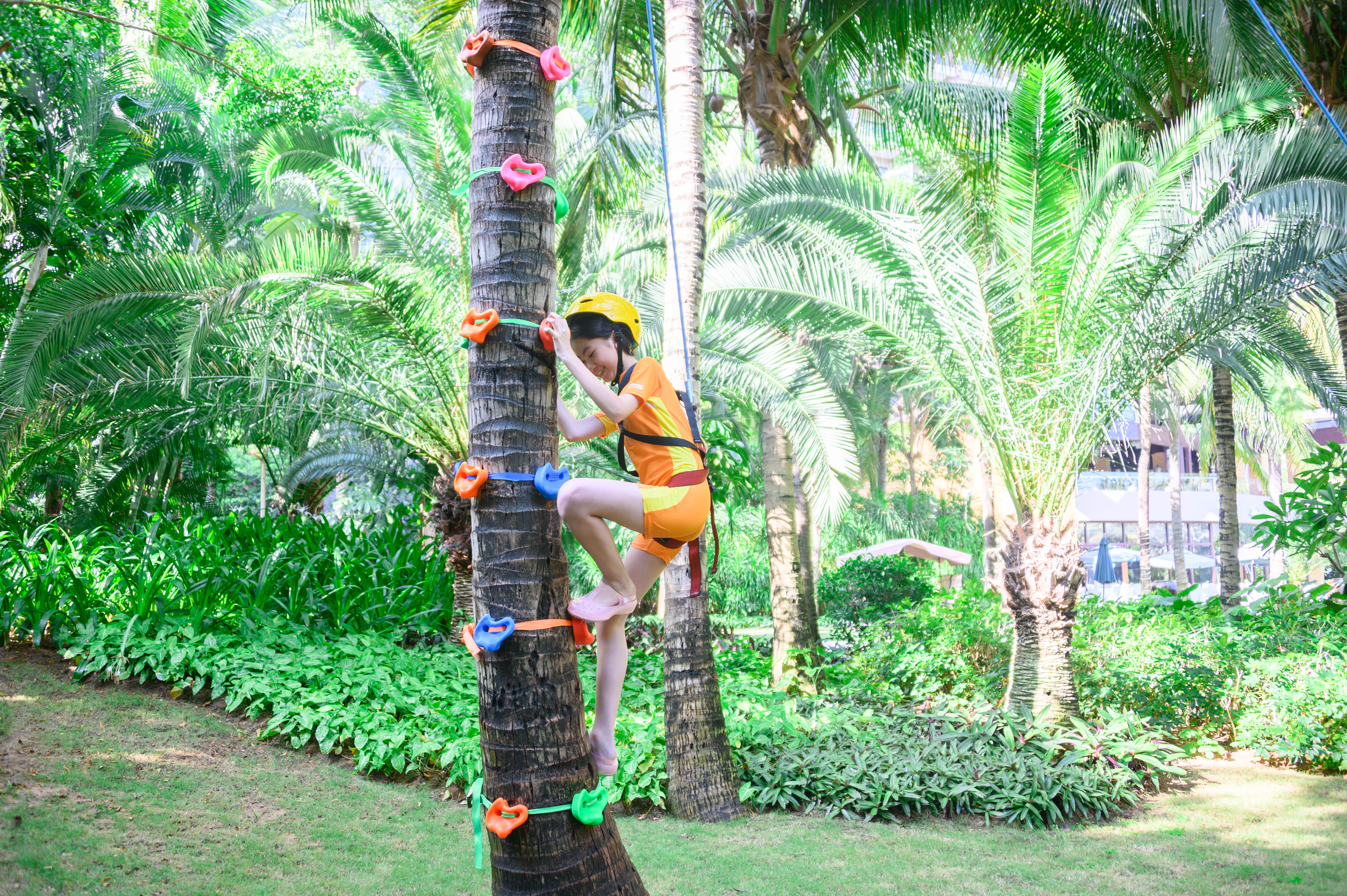 夏天的三亚海边有多热,三亚的夏天比广州和深圳都要凉快