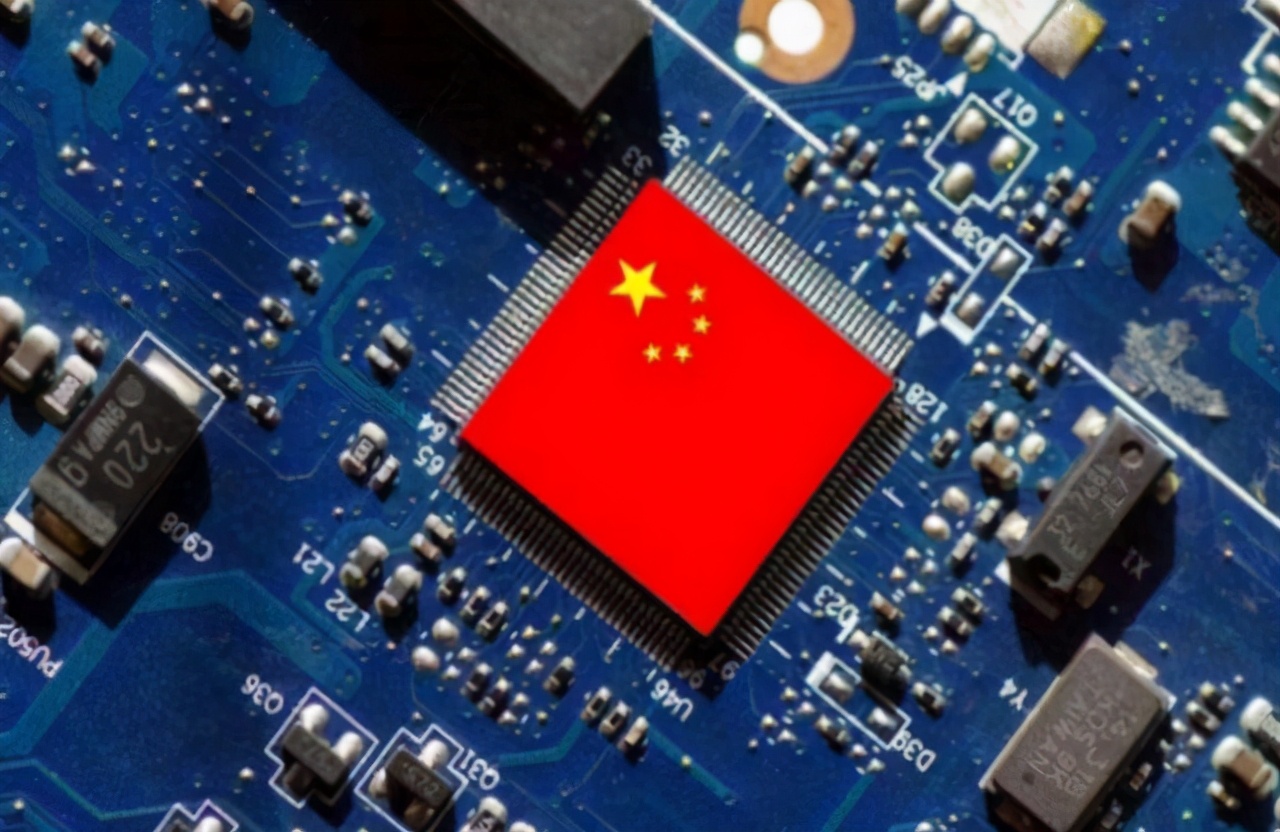 座舱域控制器国产化的必要性,国产操作系统在推广中有哪些难点