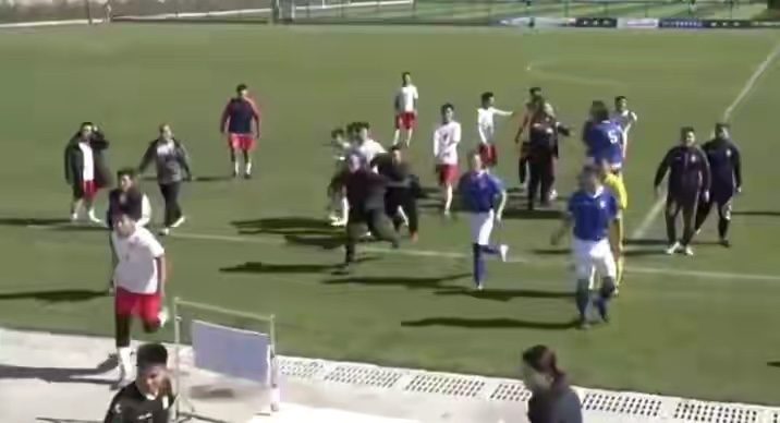 杩戝勾瓒冲潧鏆村姏浜嬩欢,涓浗瓒崇悆鏂楁浜嬩欢鍥為【